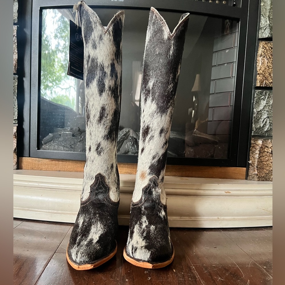 Liberty Black Cowhide Boots - Picture 3 of 8